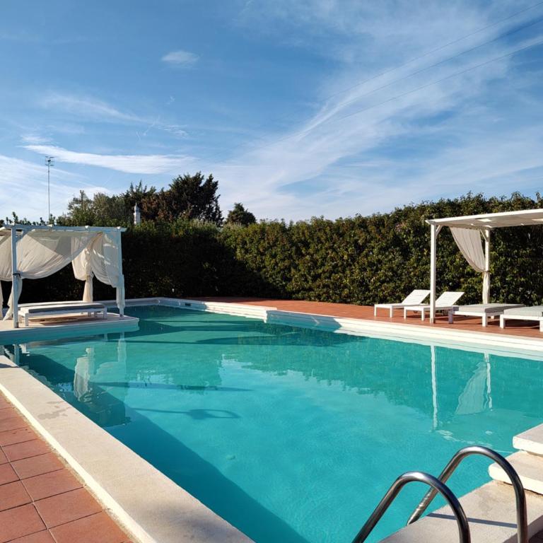 Villa con piscina mozzafiato, giardino e barbecue - Villa - 4