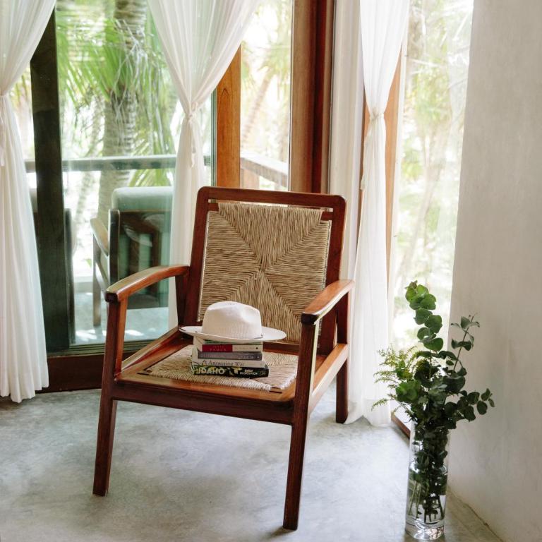 Olas Tulum - Habitación con cama extragrande y vistas al mar - 5