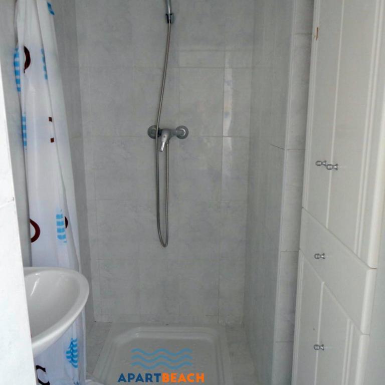 APARTBEACH SALOU y PLAYA 742 - Three-Bedroom Apartment - 8