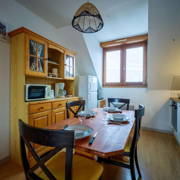 Appartement 6 personnes au pied des pistes à Saint-Lary-Soulan - FR-1-296-454 - Apartment - 4