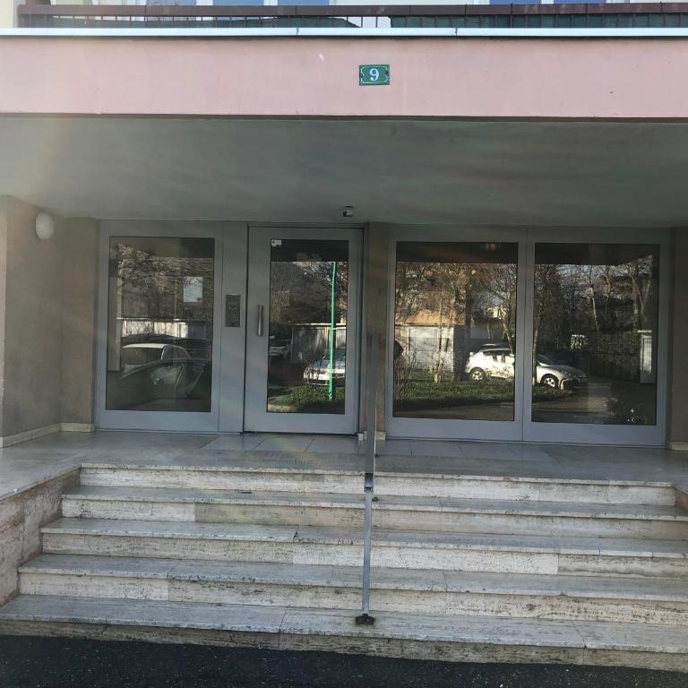 Le Marbré design 60m2, 2 Stars, Free parking - Apartamento de 1 dormitorio - 45