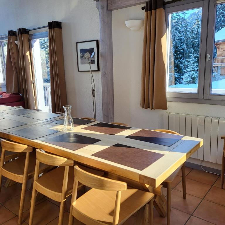 Chalet Courchevel La Tania - 14 personnes - 7 chambres 7 salles de bains - 40 m des pistes - Chalet - 13