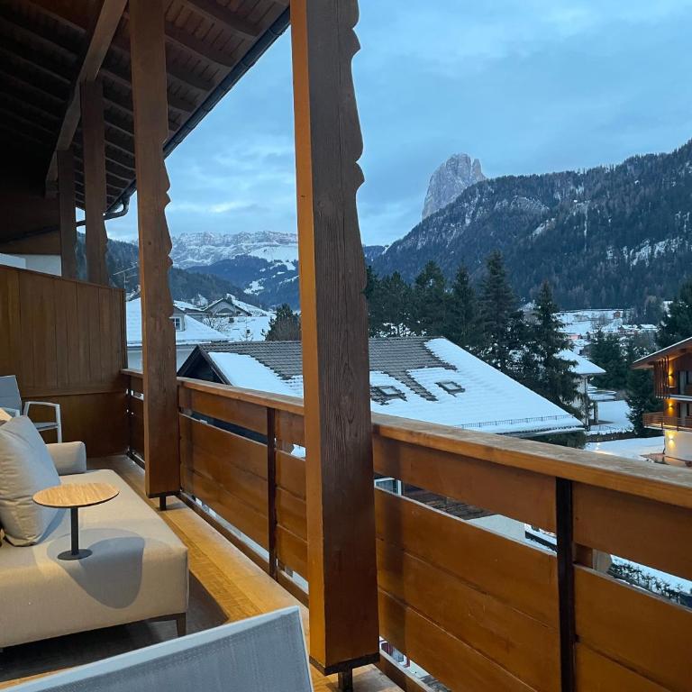 Apartments Rainer - Val Gardena - Appartamento con Vista Montagna - 2