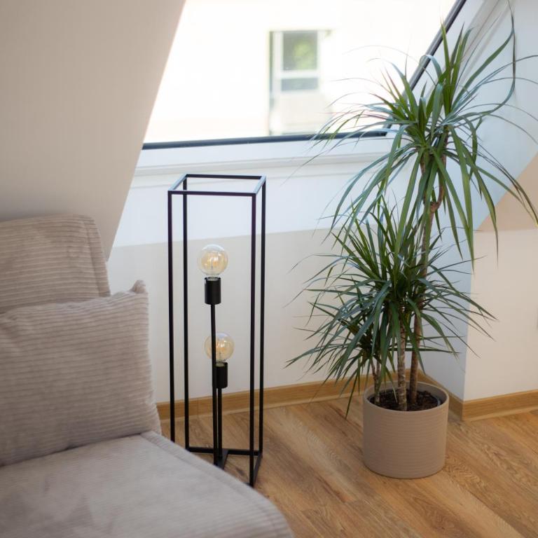 JAMA - Bright&Shiny, Balkon, Freies Parken, Zentral, Nähe Bahnhof, WLAN #2 - Apartment mit 1 Schlafzimmer - 12