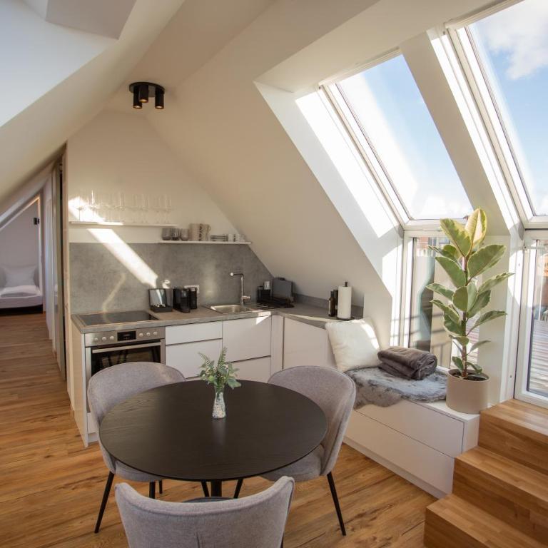 JAMA - Bright&Shiny, Balkon, Freies Parken, Zentral, Nähe Bahnhof, WLAN #2 - Apartment mit 1 Schlafzimmer - 1