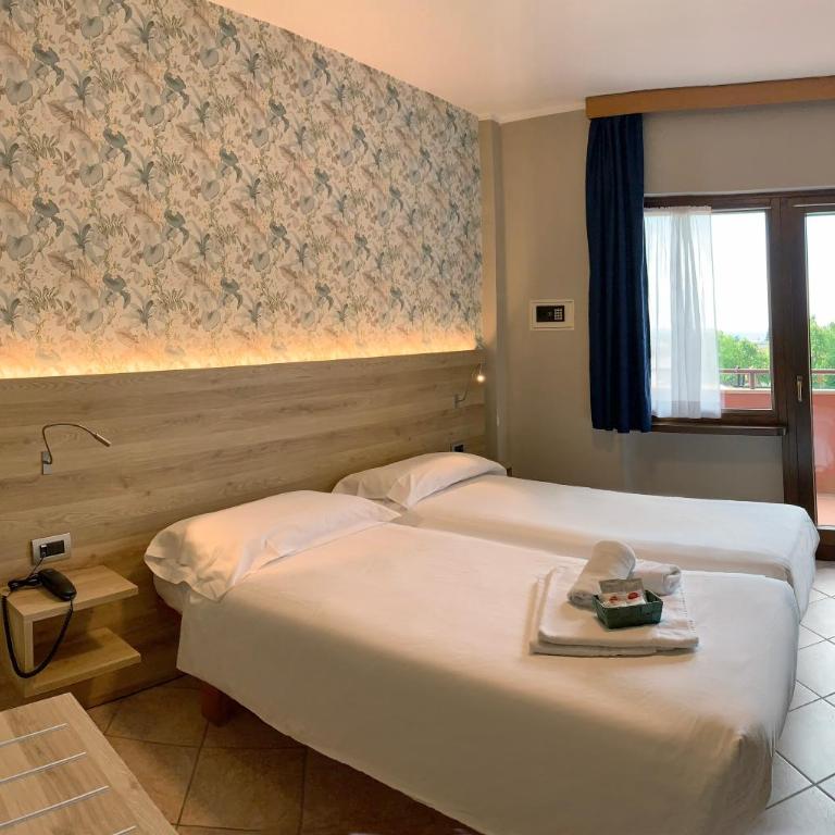 Hotel Alessandra - Camera Doppia con Letti Singoli con Balcone - 2