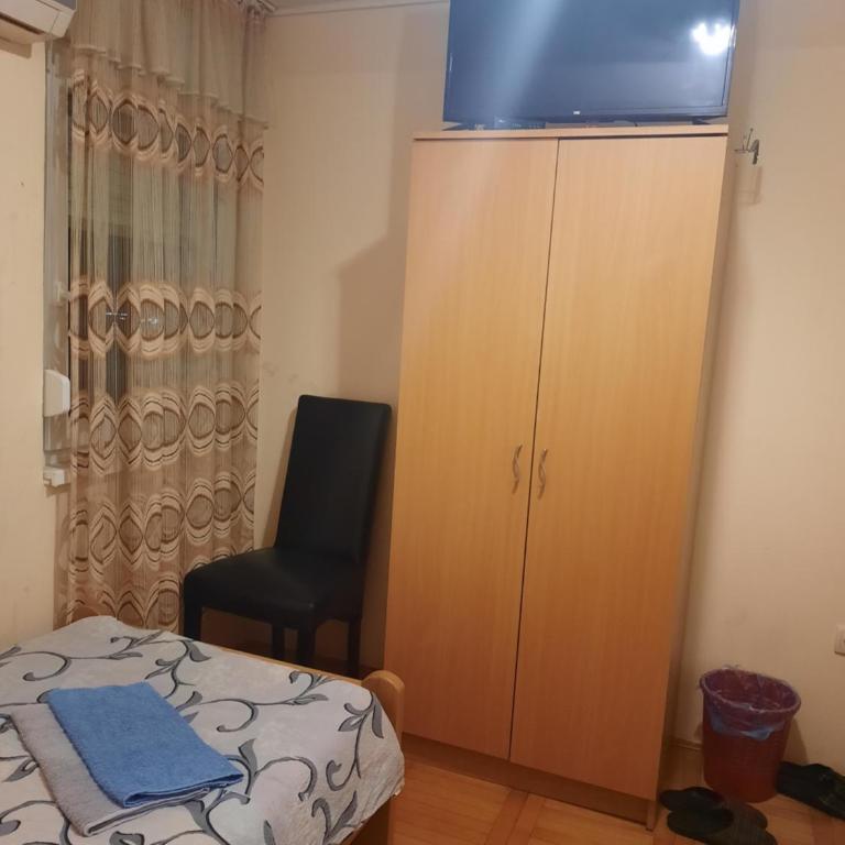 LUG - Dvokrevetna Soba sa Zasebnim Krevetima i Zajedničkim Kupatilom - 4