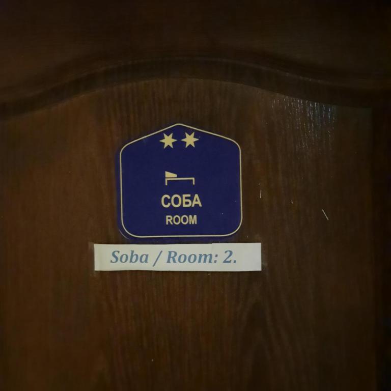 LUG - Četvorokrevetna Soba sa Sopstvenim Kupatilom - 1