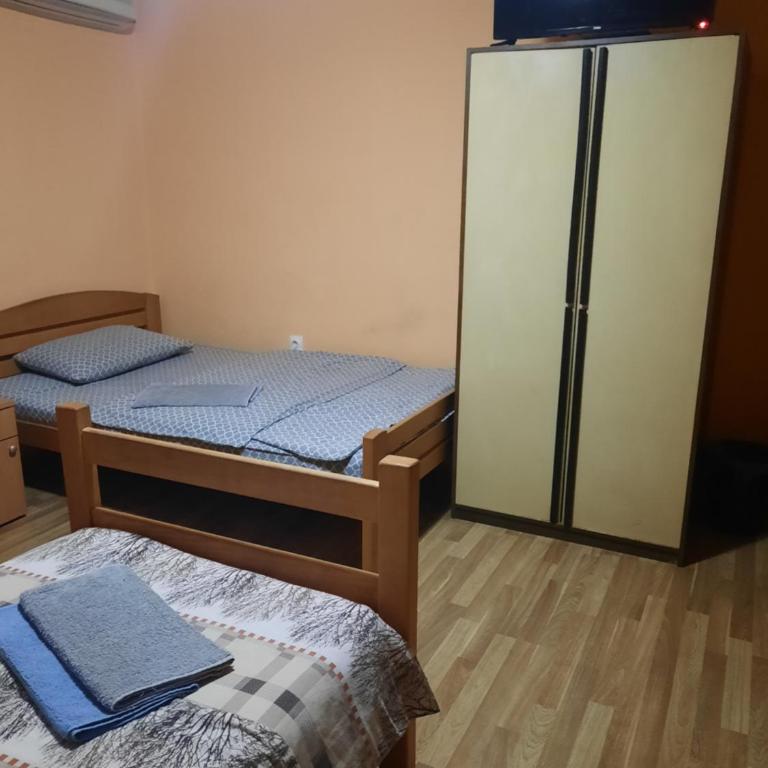 LUG - Četvorokrevetna Soba sa Sopstvenim Kupatilom - 2