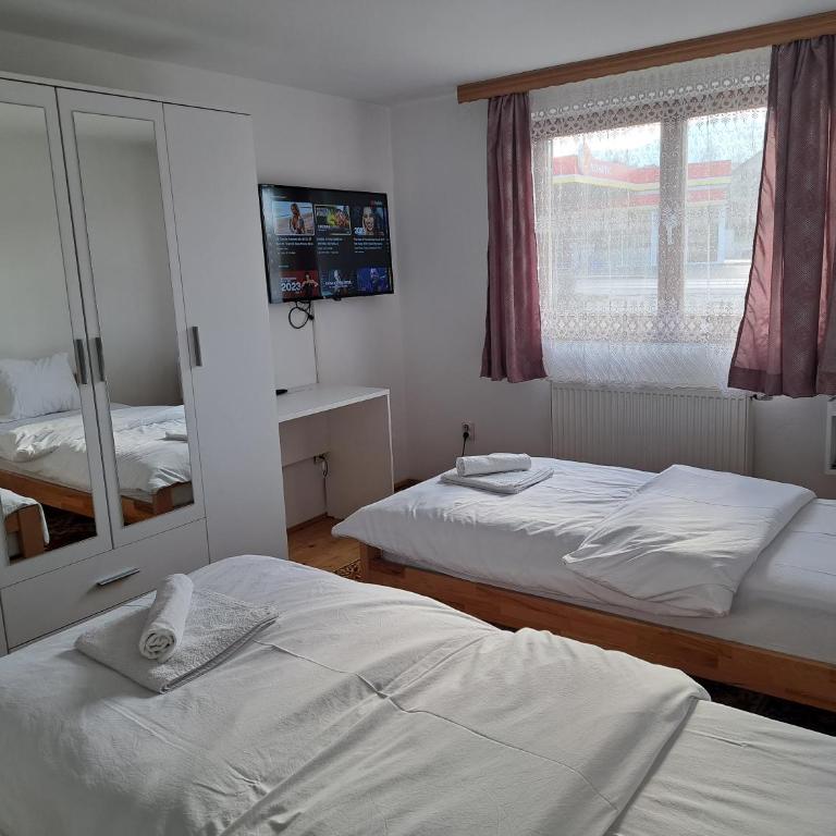 Aleksandar apartmani - Two-Bedroom Apartment - 5