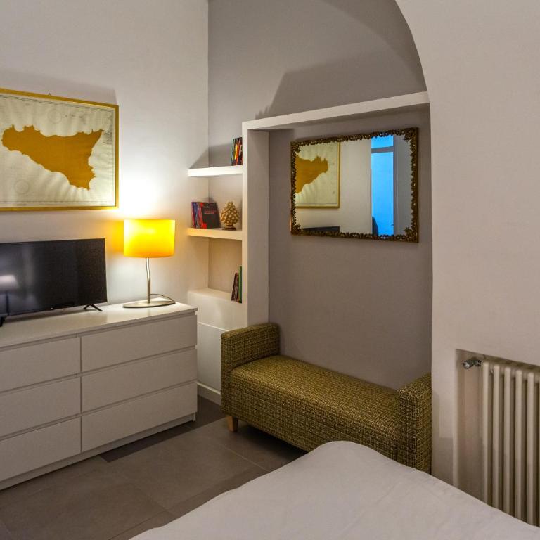 Isula - Double Room with Private Bathroom - 2