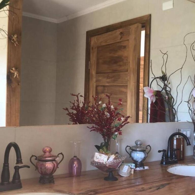 Hermosa y comoda casa de campo con vista al valle - Casa de 3 dormitorios - 4