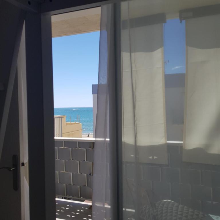 Chez Isabelle et Virgile Bel appartement, avec vues, à 50m de la plage - Appartement 1 Chambre - 12