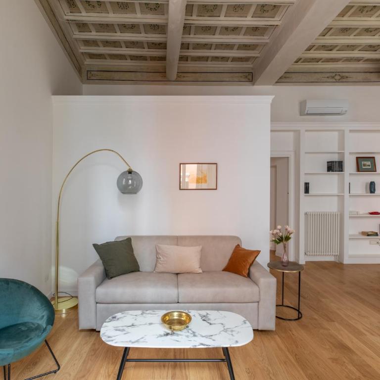 iFlat Wonder at the Pantheon - Three-Bedroom Apartment - 6