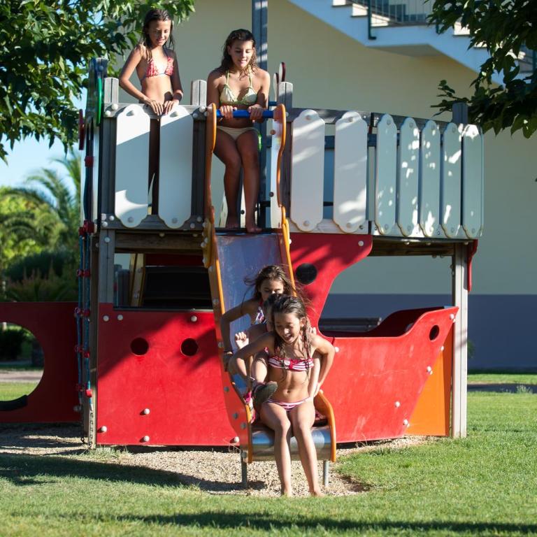 Residence Borgomare - Monolocale su 2 Livelli con Terrazza (5 Adulti) - 4
