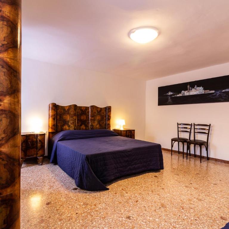 Veneziacentopercento Rooms - Camera Matrimoniale/Doppia con Letti Singoli con Letto Supplementare e Bagno in Comune - 18