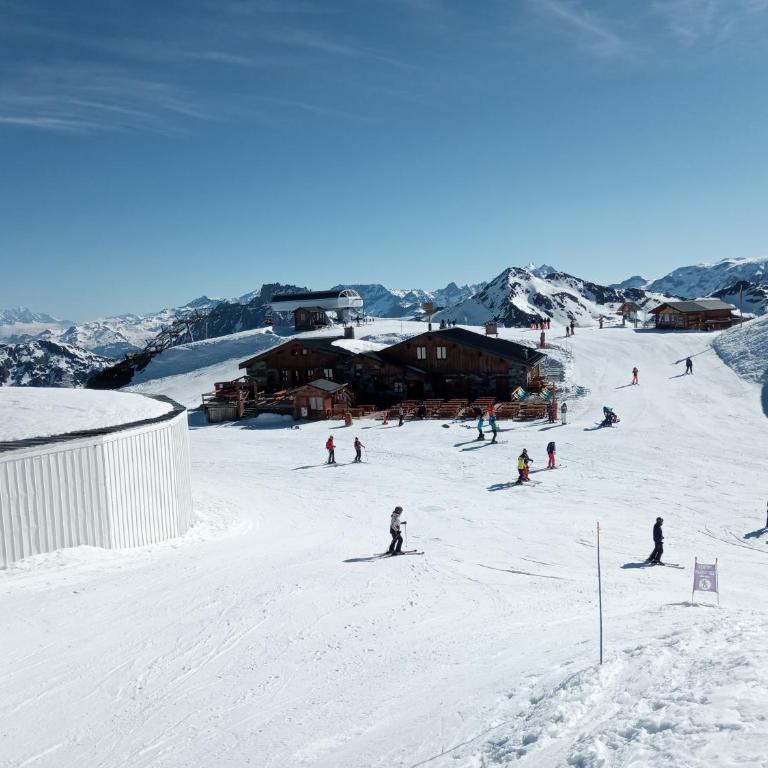 Le Chamois des Alpages de Reberty ski au pied - Appartamento con 2 Camere da Letto - 24