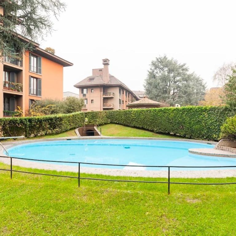 Pool Fresh Garden Duomo 15 min San Siro Stadium Rho Fair 5 PAX - Appartamento con 1 Camera da Letto - 2