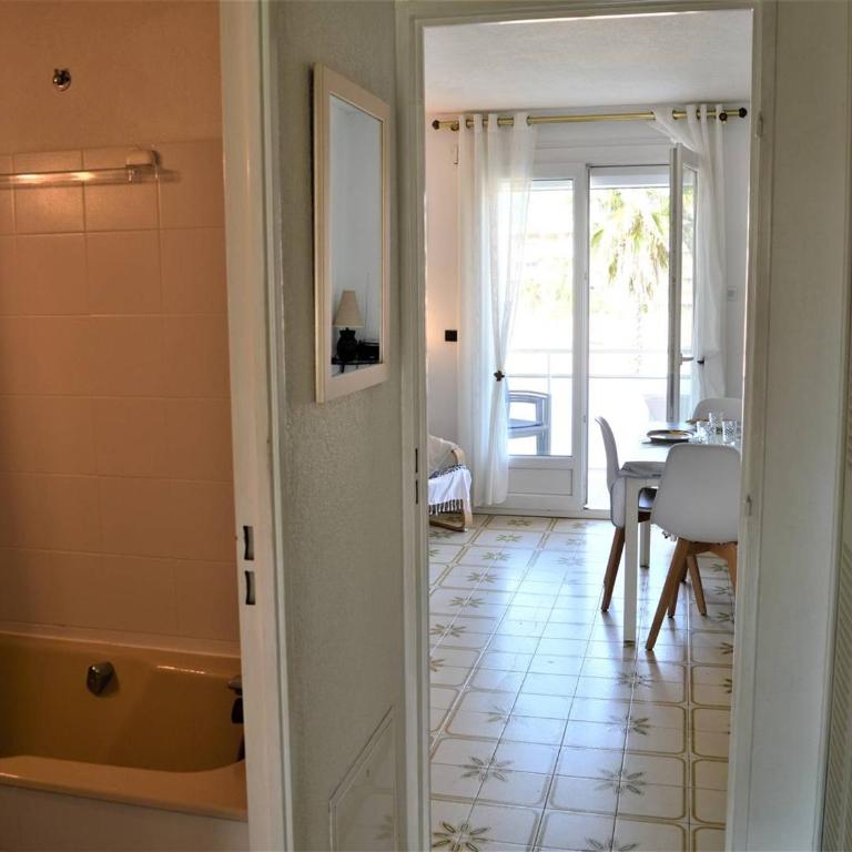 Appartement PMR 2 pièces, clim, garage, proche plages et commerces - FR-1-226B-36 - Appartement (4 Adultes) - 8