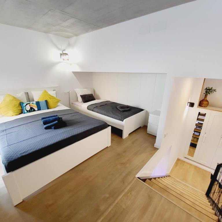 Carbonell 1 - Apartment - Split Level - 9
