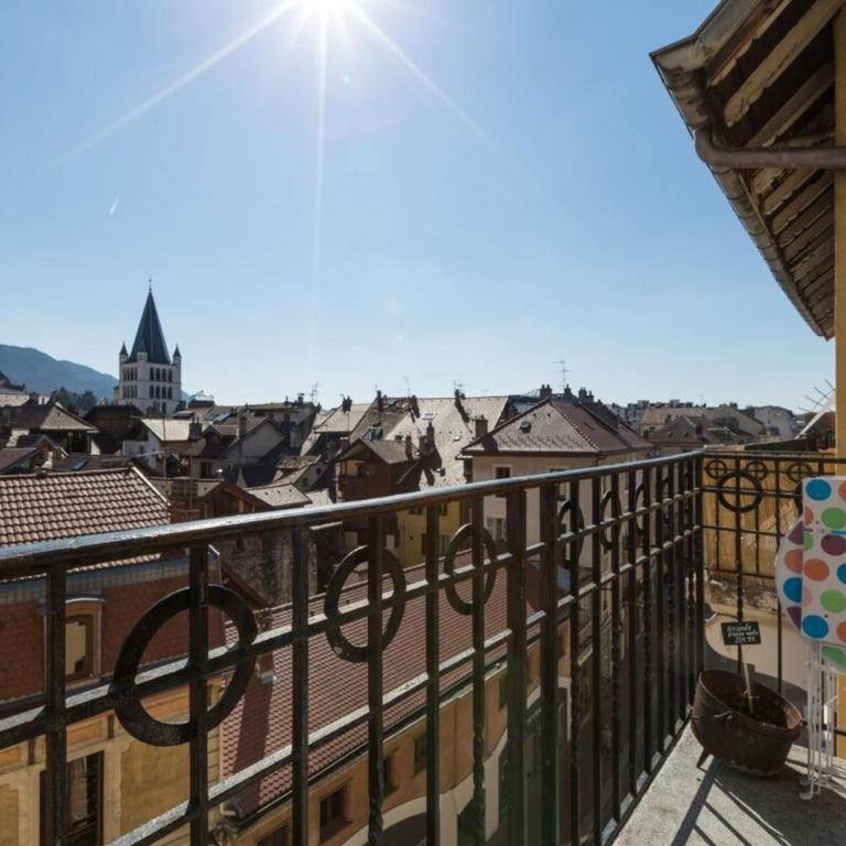 Studio hyper center 100m from the lake! - Appartamento - 9
