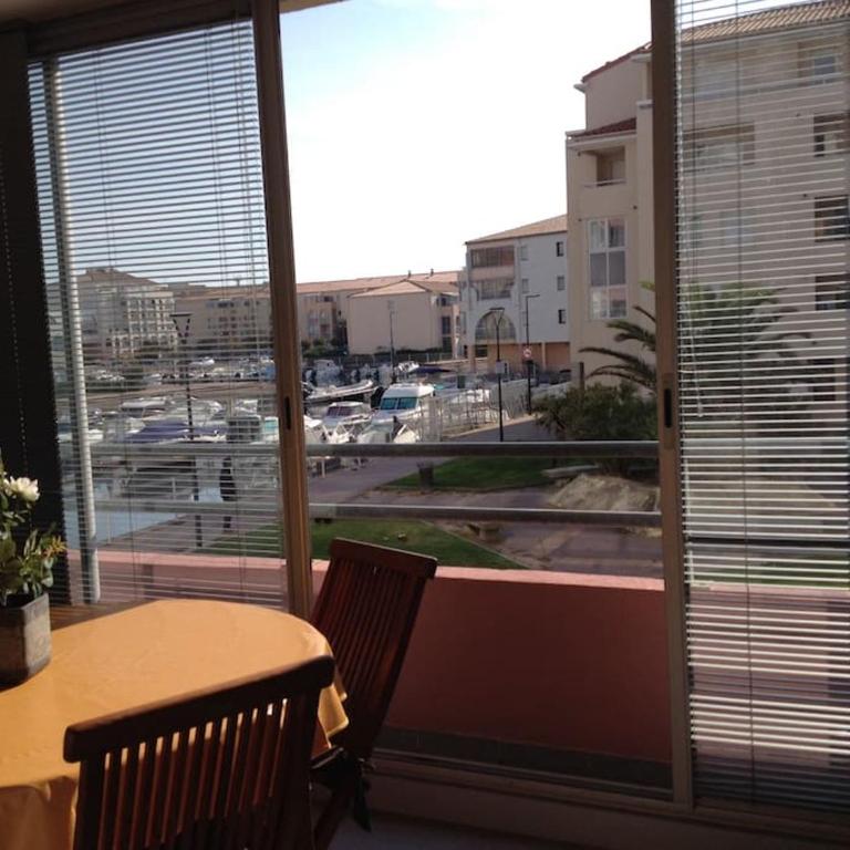 Coquet T2, quartier des quilles, climatisé, 300m des plages - Apartment mit 2 Schlafzimmern - 12