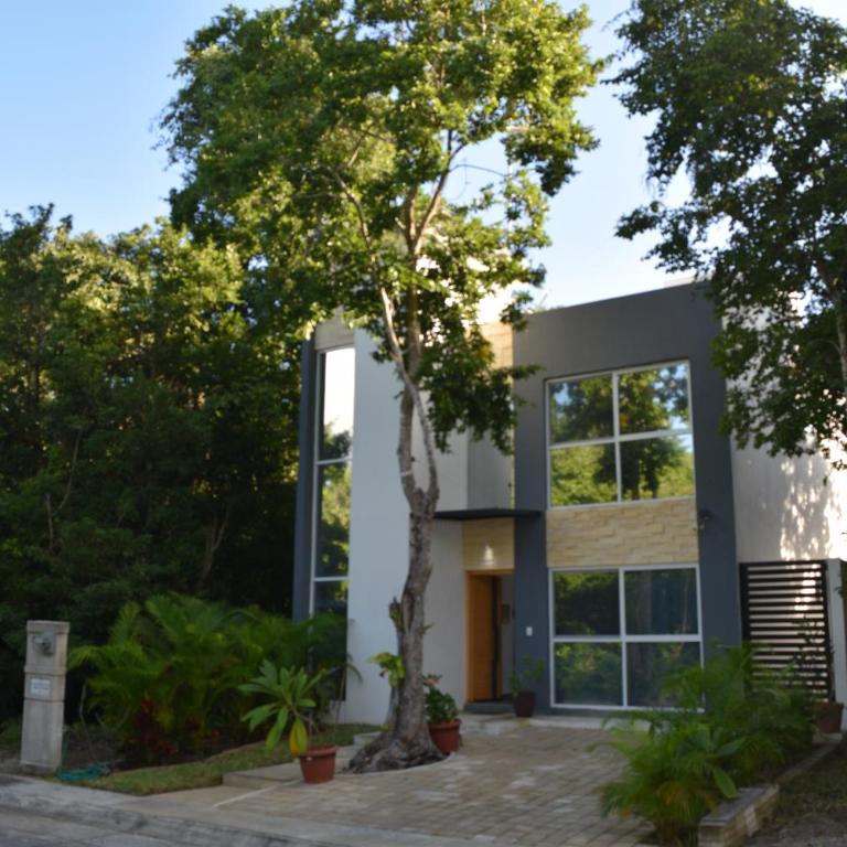 Hola, Paradise, Pool, Gym, and Tropical Escape - Casa de 4 dormitorios - 2