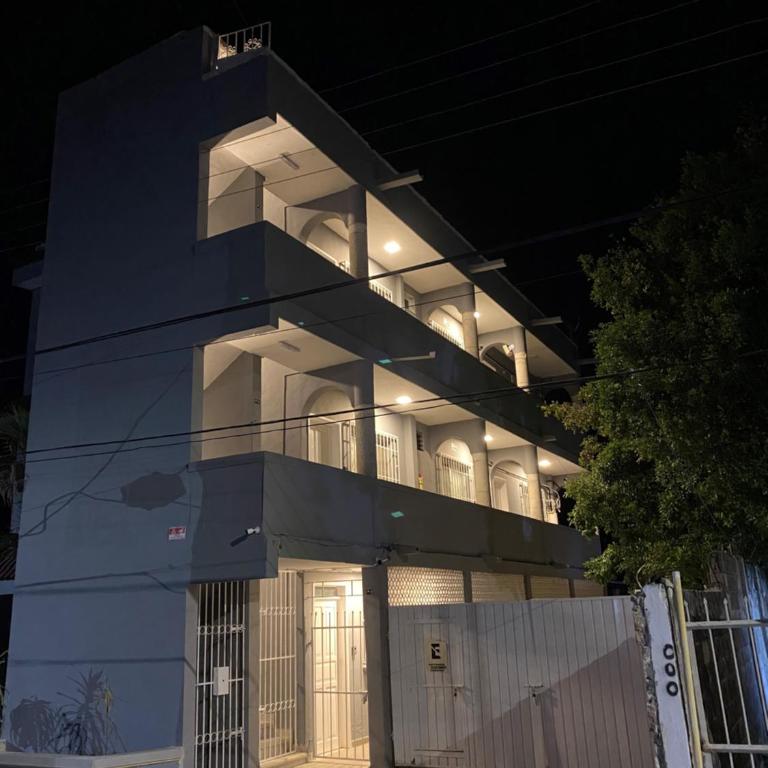 8th Street Suites - Apartamento - 1