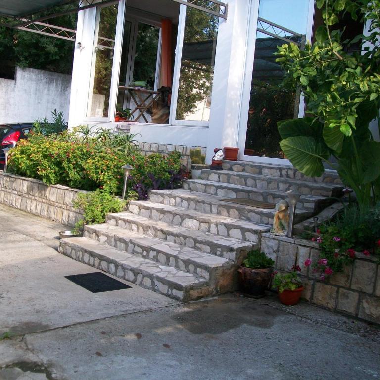 Guest House Mudresa - Studio with External Kitchenette - 16
