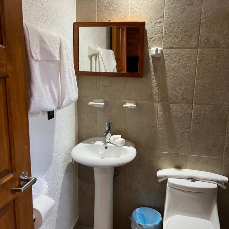Casa Diez-59 Guanajuato Capital - Classic Quadruple Room - 5