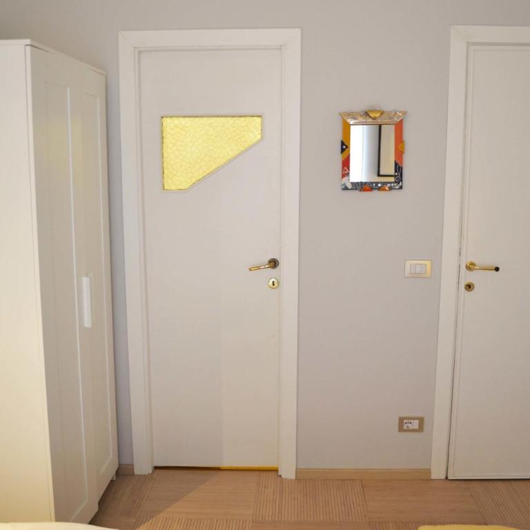 Babbo Guest House - Camera Singola con Bagno Privato - 1