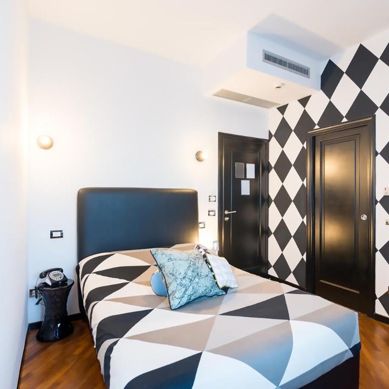 I Sleep B&B - Camera con Letto Matrimoniale alla Francese - 3