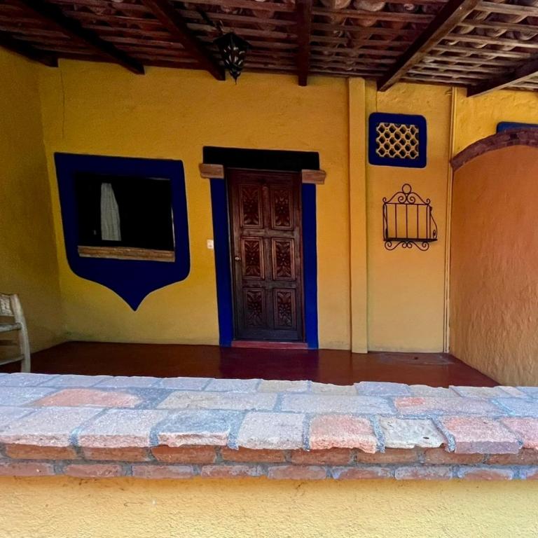Hotel Rancho Escondito - Habitación Triple con terraza - 1