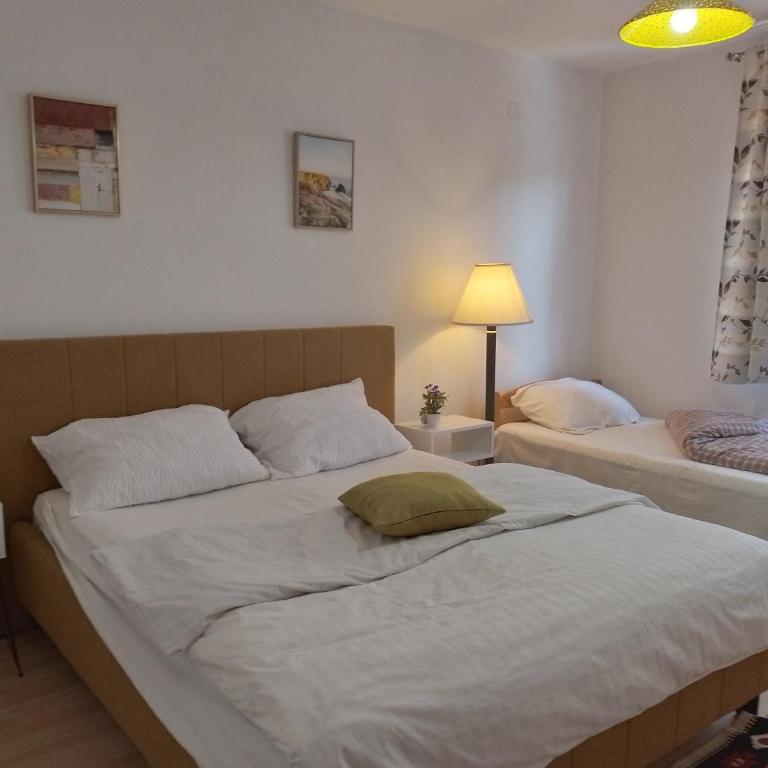 Guesthouse Sanja - Apartments 212 - Apartment with Balcony - 48
