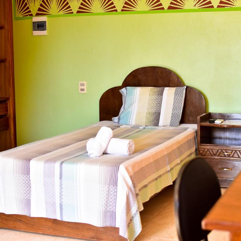 Palmas Park Hotel y Restaurant - Habitación Individual Económica - 2
