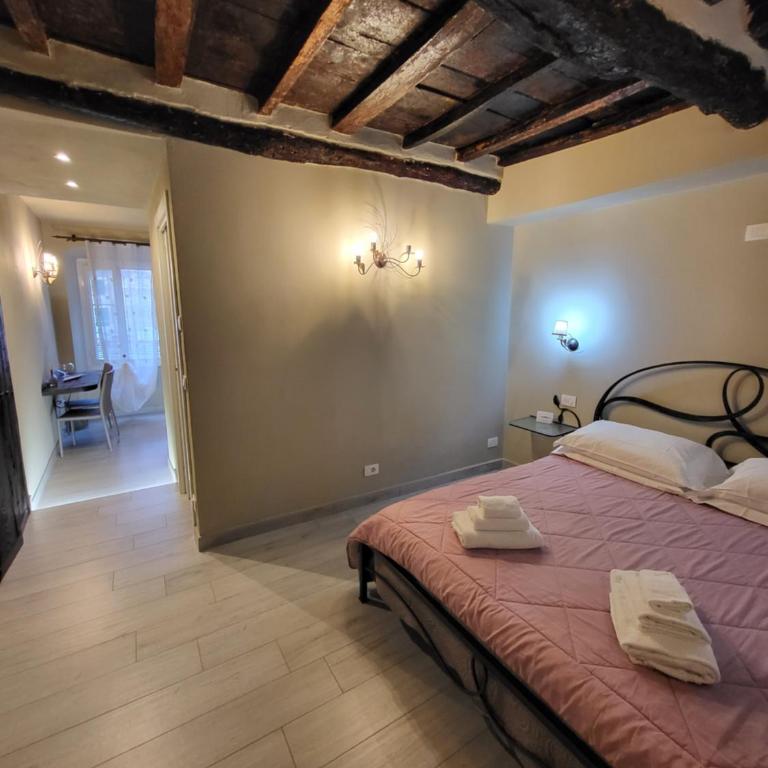 Casa D'amore - Family Room with Private Bathroom - 4