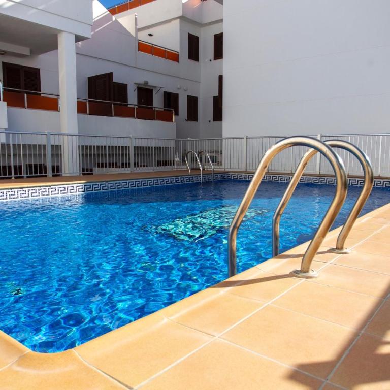 Apartamento a 50 metros de la playa, Luminoso y acogedor - Apartamento de 2 dormitorios - 1