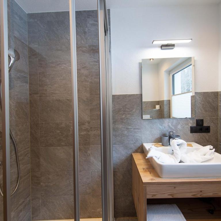 A CASA Granat - Apartment mit 2 Schlafzimmern und Terrasse - 5