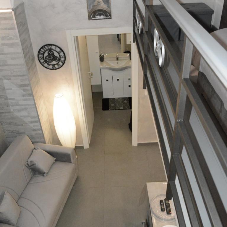 Aitho Apartment 43 - One-Bedroom House - 15