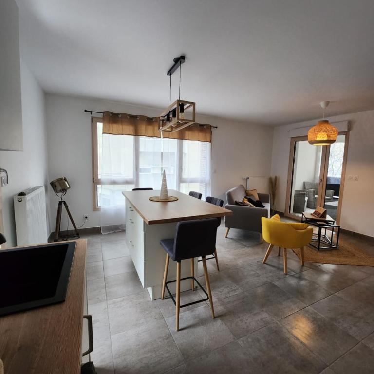 Lyon Part-Dieu superbe appartement 2 chambres - Appartement 2 Chambres - 21