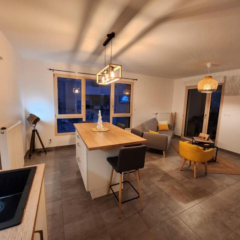 Lyon Part-Dieu superbe appartement 2 chambres - Appartement 2 Chambres - 51