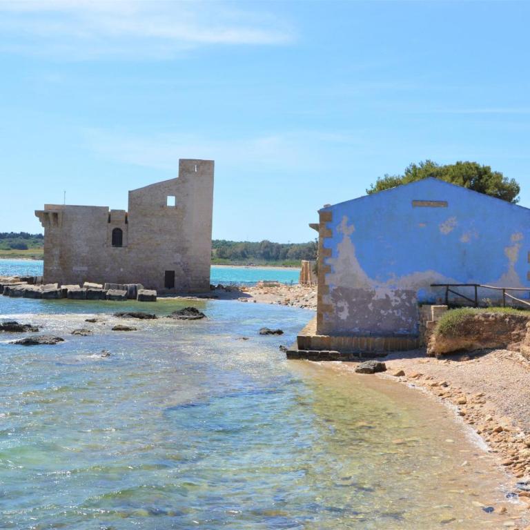 Red house near the sandy beach, parking & wi-fi - Casa con 3 Camere da Letto - 60