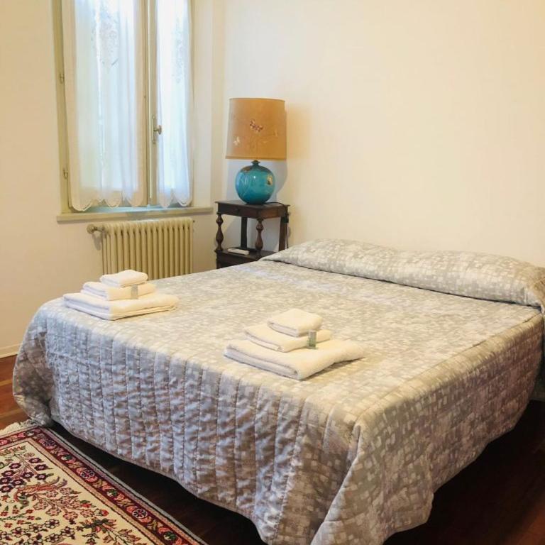 B&B La Chicca - Camera Matrimoniale/Doppia con Letti Singoli con Bagno Privato - 1