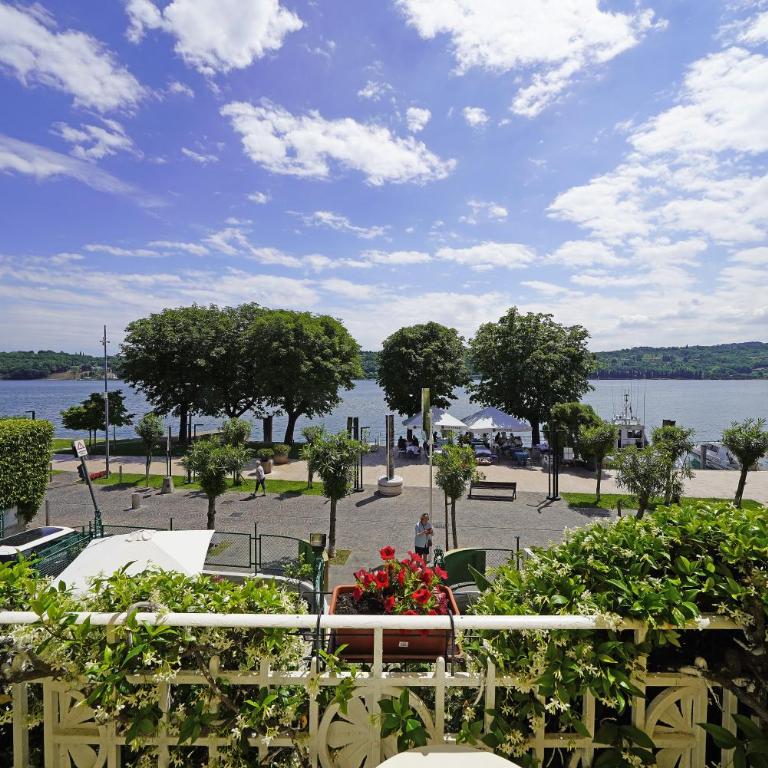 Hotel Ristorante Lepanto - Camera Matrimoniale con Vista Lago - 11