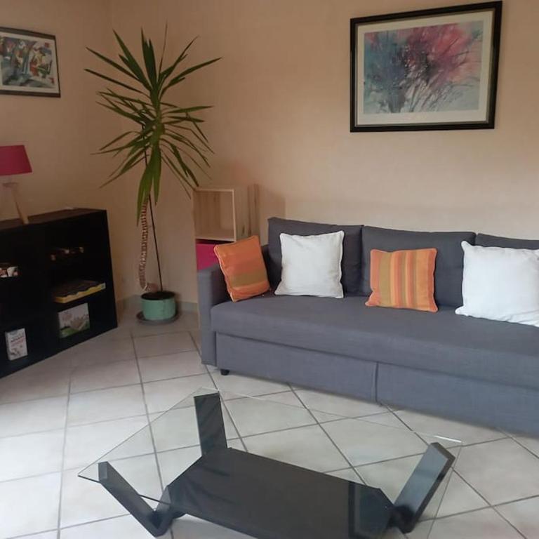 Grand appartement rez-de-chaussée avec jardin Briançon - Appartement - Rez-de-Chaussée - 1