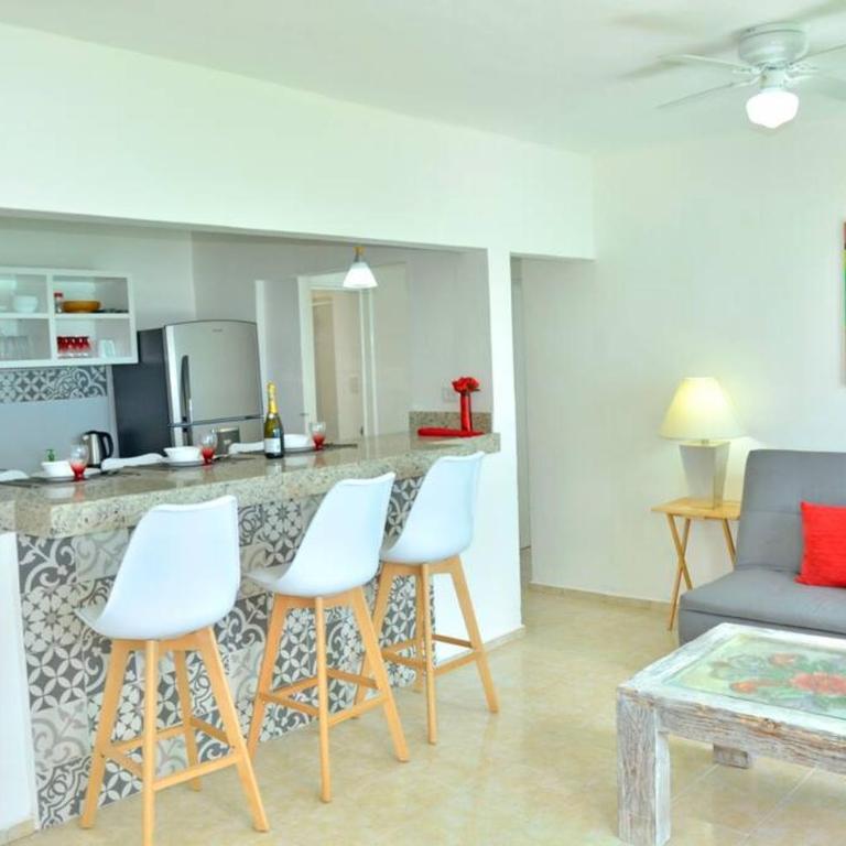 AR Ocean View Apartments - Two-Bedroom Apartment - 15