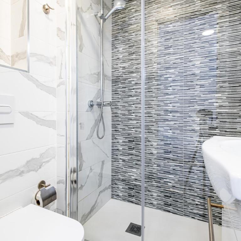 Torre Levante 24-B Levante Beach - Apartment - 19