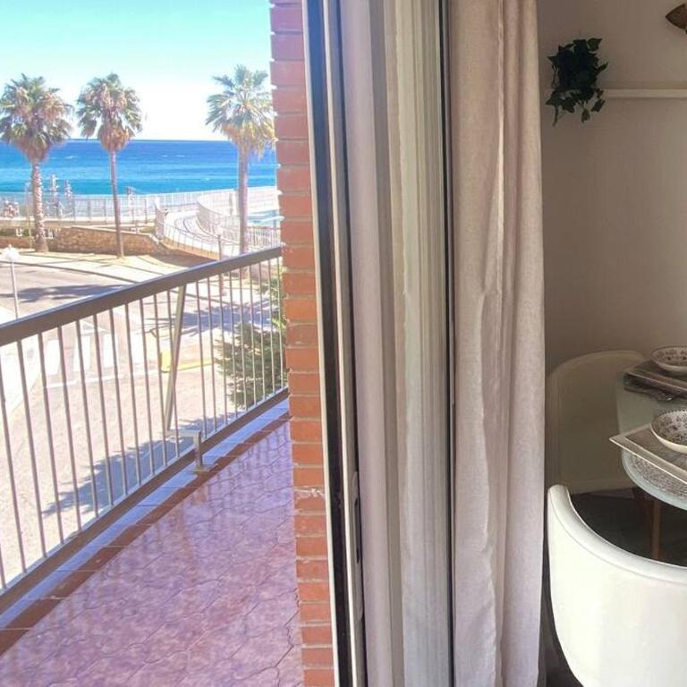 Piso centrico en la playa junto la Rambla - Apartamento de 3 dormitorios - 23