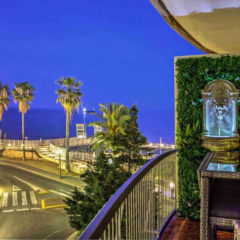 Piso centrico en la playa junto la Rambla - Apartamento de 3 dormitorios - 28