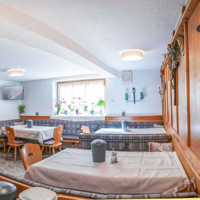 Pension Grünwald - Habitación Doble con aseo compartido - 22